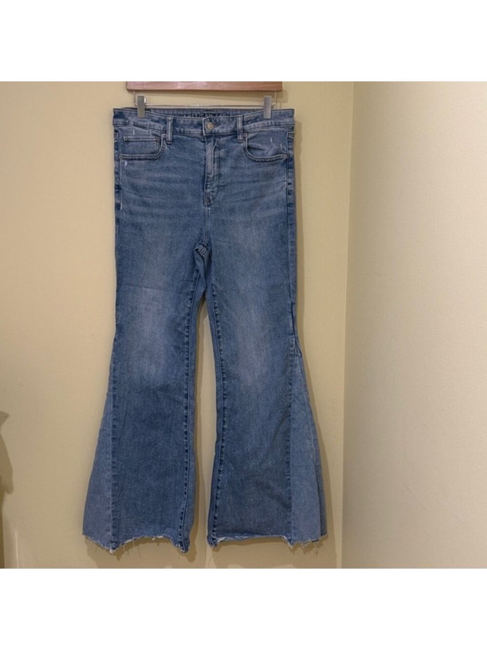 American Eagle Outfitters Denim Wide Leg Jeans Women’s Denim Flare Pants Size 14